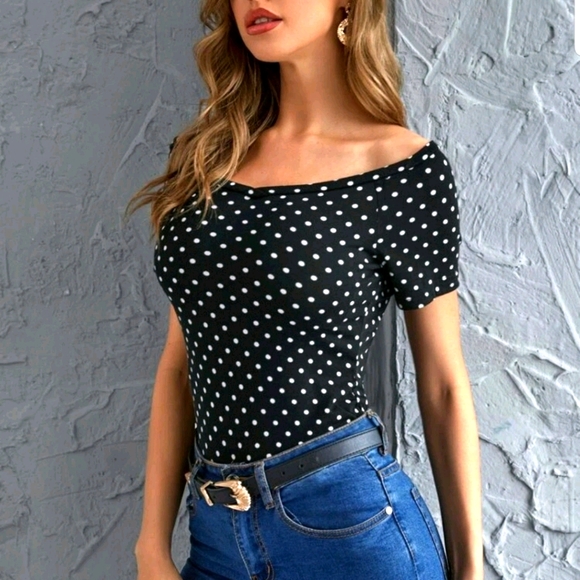 POKLA DOT OFF SHOULDER TEE - Picture 4 of 6